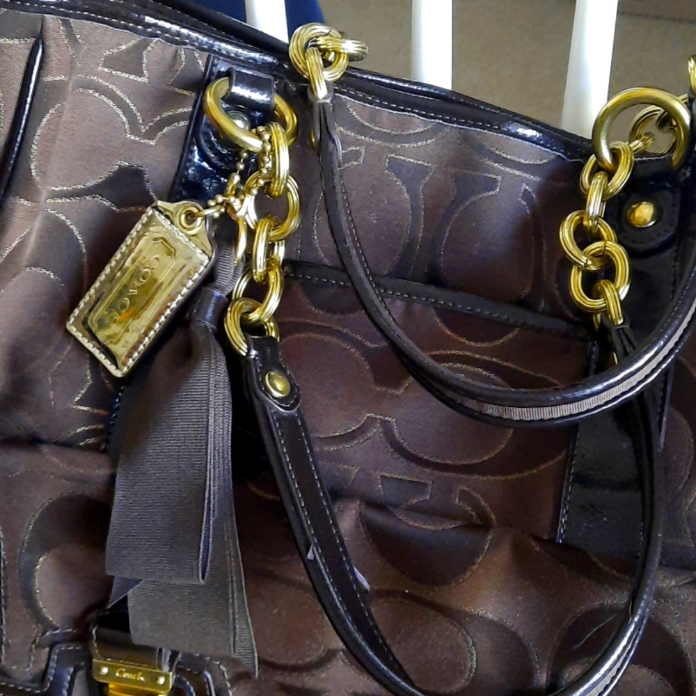 Coach Poppy Bag - Picture 2 of 16